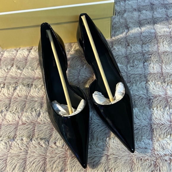 Michael Kors Women's Elyse Kitten Pumps size 7.5 - Picture 6 of 7